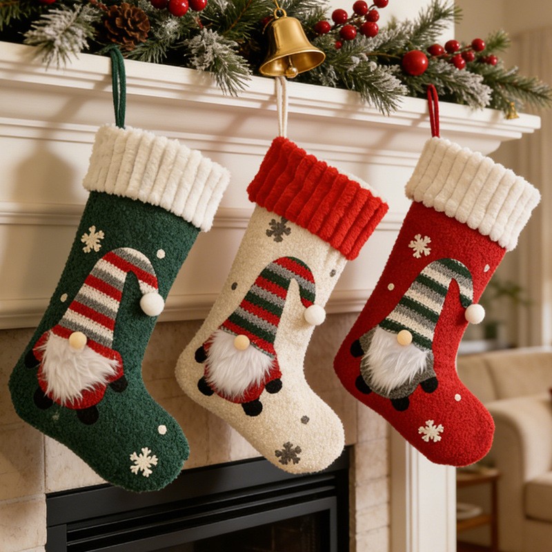 Christmas Stocking Hanging - Grote gezichtsloze oude man kerstsok, kerstboom